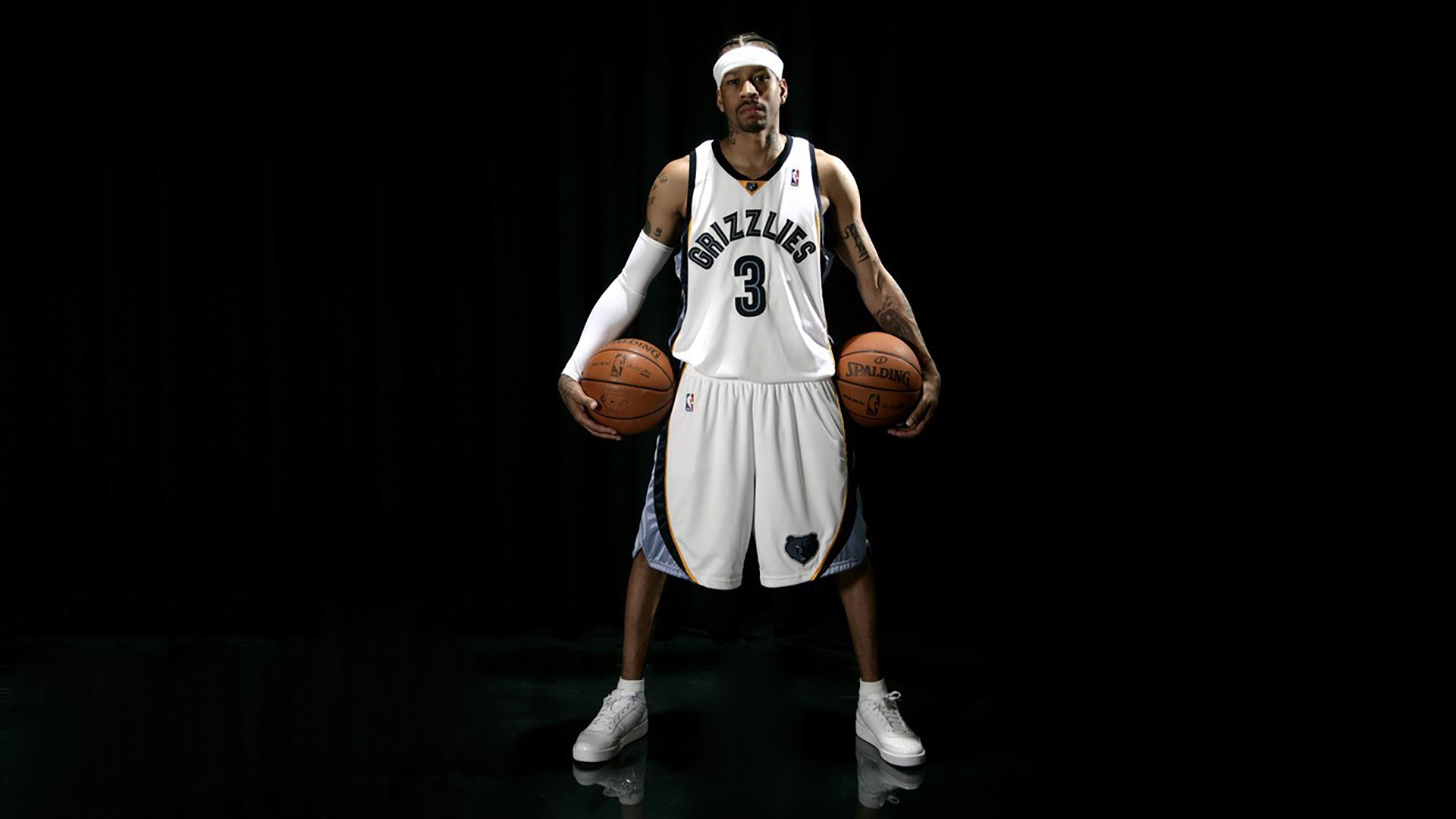 《马尼拉公报》记者雷伊赞誉开幕式为“视觉杰作”,称赞志愿者热情。