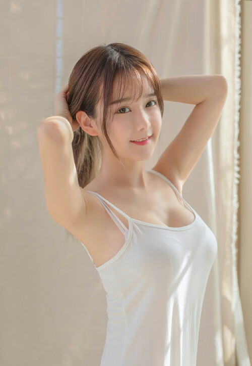 曼城头号射手阿圭罗蝉联英超金靴,赛季表现抢眼,阿圭罗在曼城球衣号码